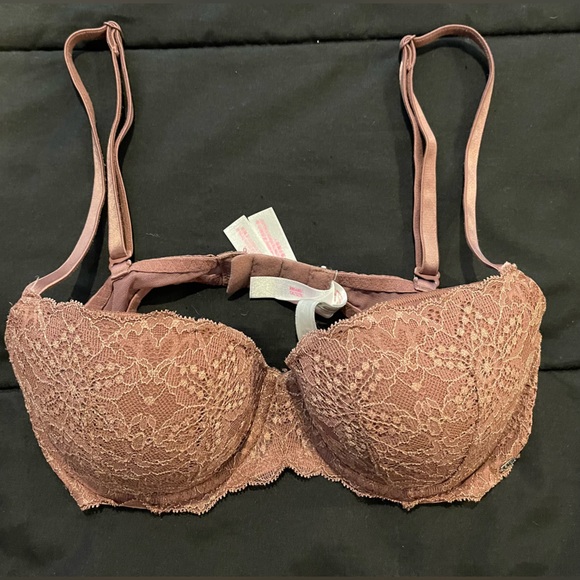 PINK Victoria's Secret Other - Victoria’s Secret PINK 34C Cream/Pink Lace Date Night PushUp Bra